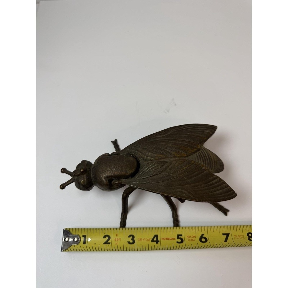 Brass Fly Ashtray Trinket Box Hinged Lid Bug Insect Vintage Metal Home Decor - Picture 8 of 9